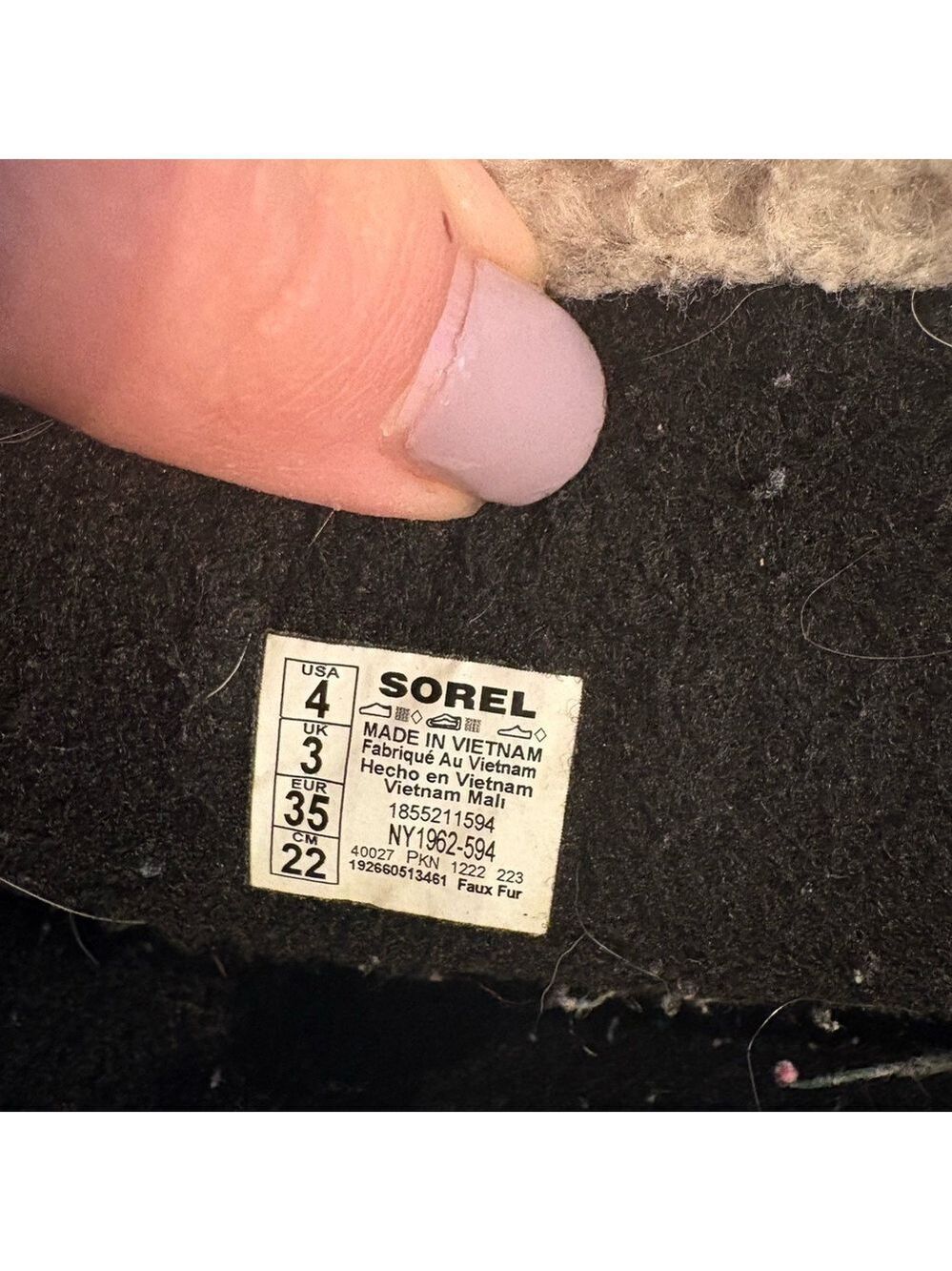 Sorel Girls Winter Boots - size 4 - Picture 6 of 6
